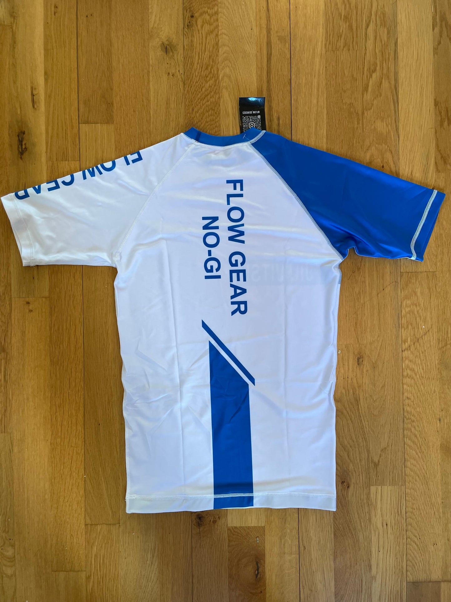 Flow Gear No-Gi White N Blue Rash Guard