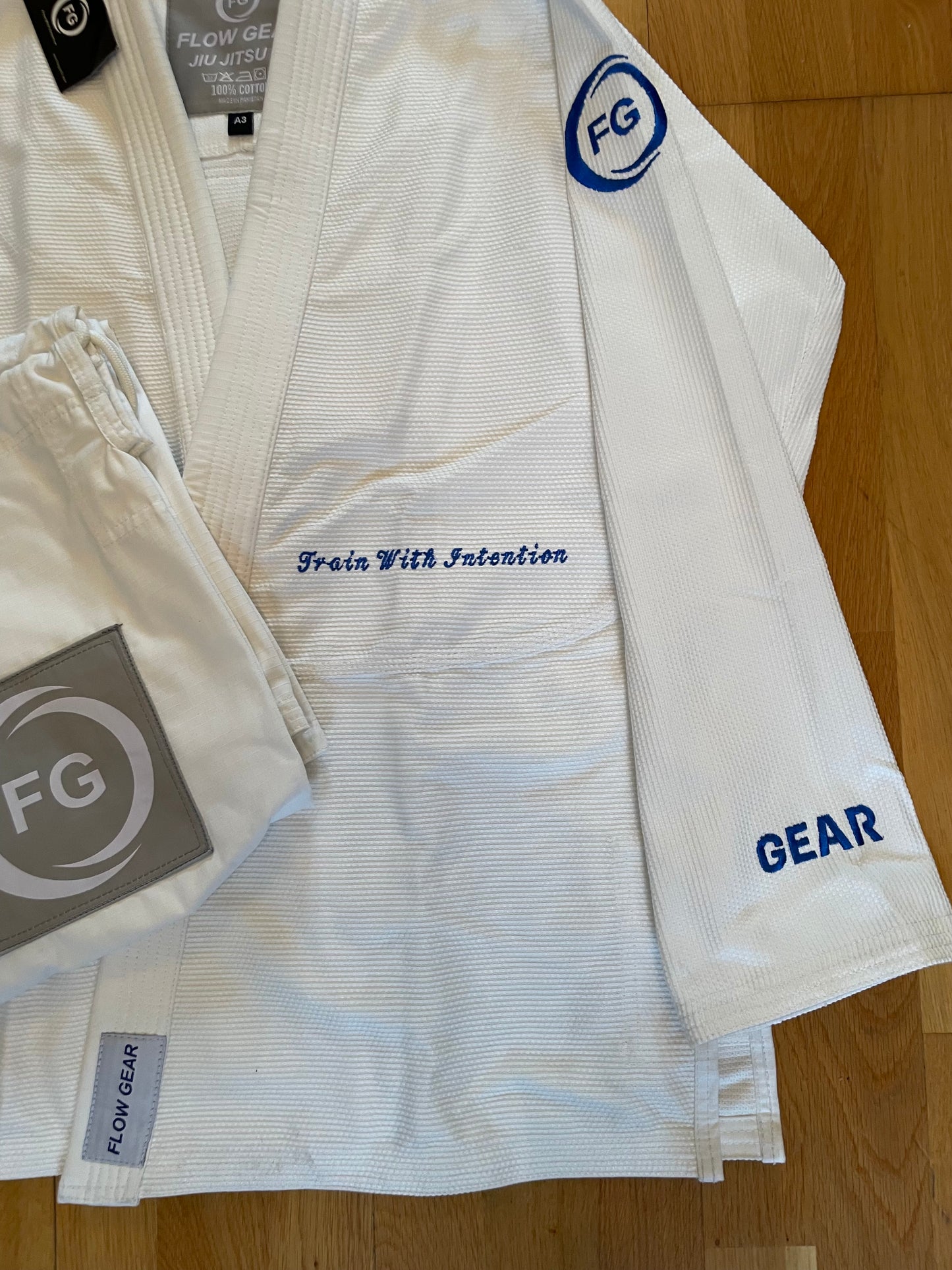 Flow Gear Train With Intention BJJ Gi
