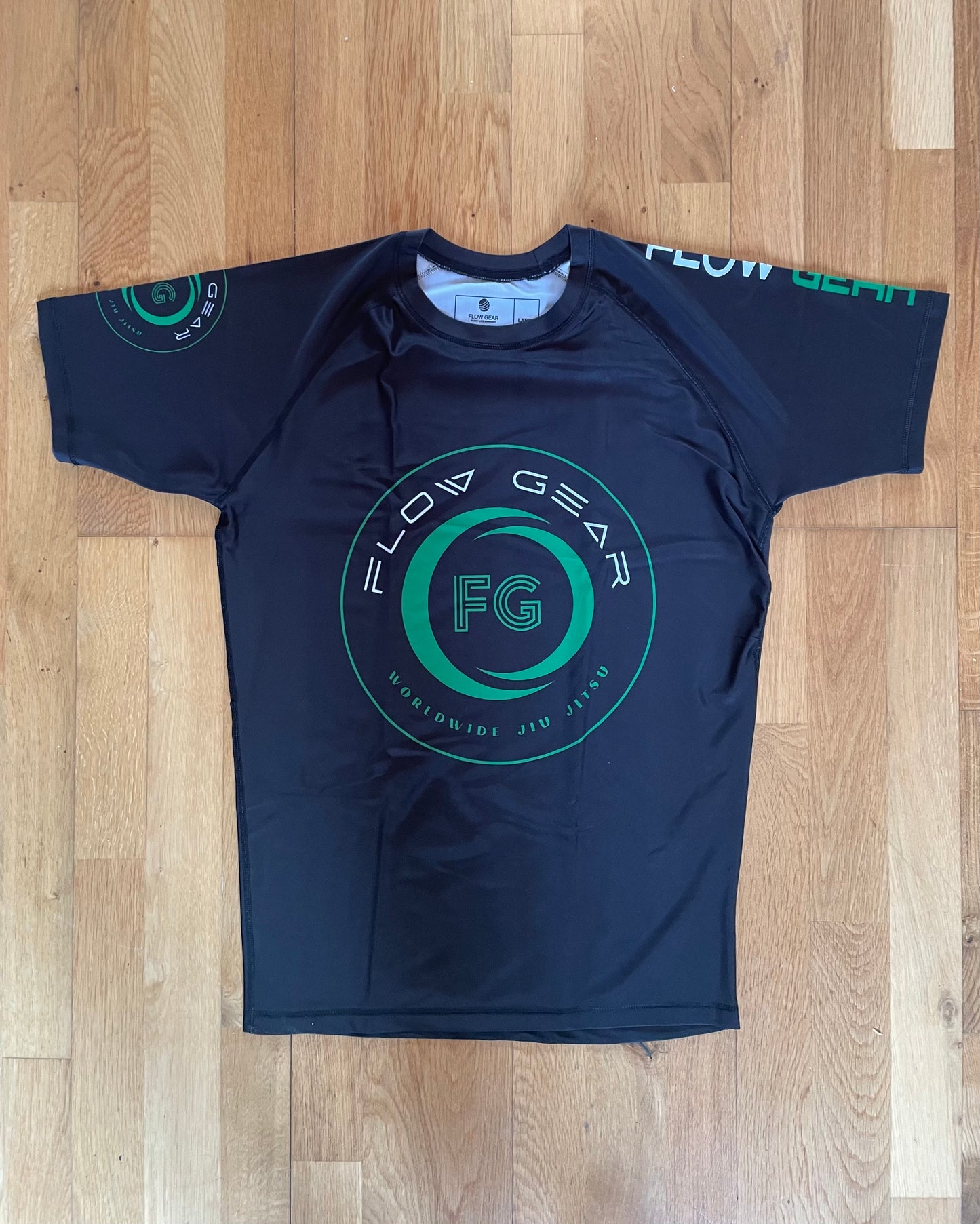 Flow Gear Green No-Gi Rash Guard